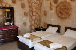 Adler Elegant - luxurious Holiday apartment in Safed